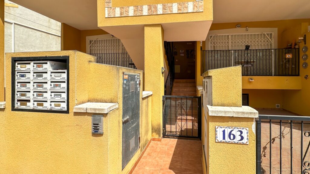 Bungalow w Daya Nueva - oferta MLSC4132311