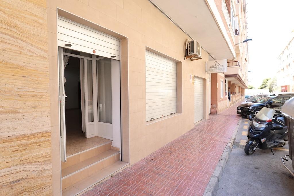 Commercial w Torrevieja - oferta MLSC3456788
