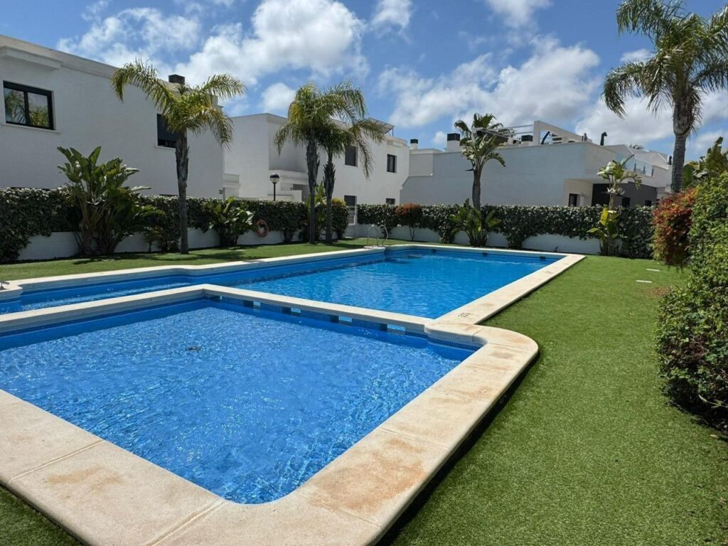 Duplex w Orihuela Costa - oferta MLSC4331886