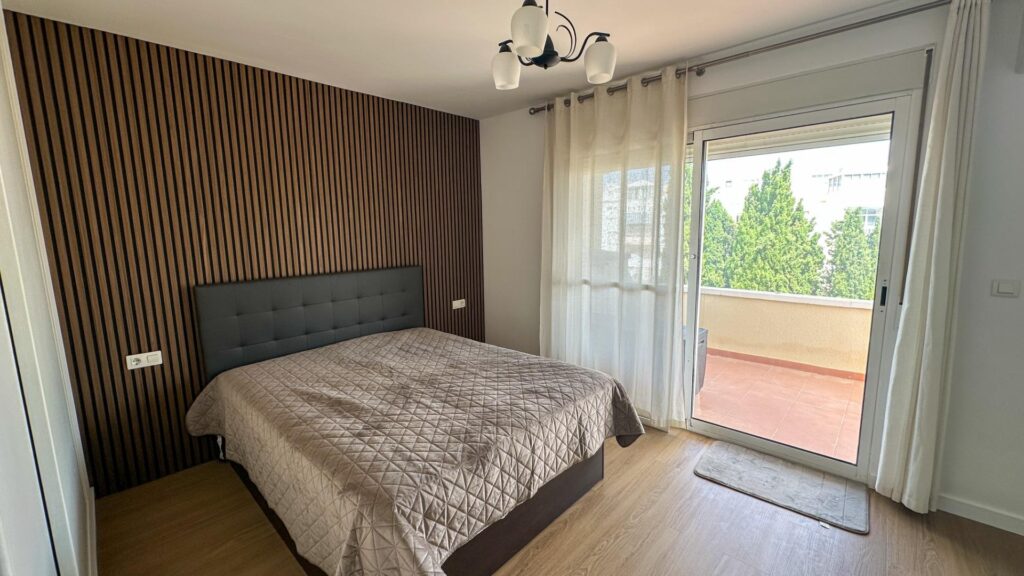 Duplex w San Miguel de Salinas - oferta MLSC8976203