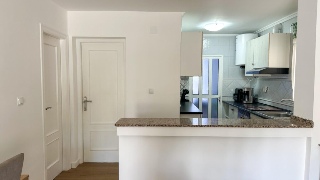 Duplex w San Miguel de Salinas - oferta MLSC8976203