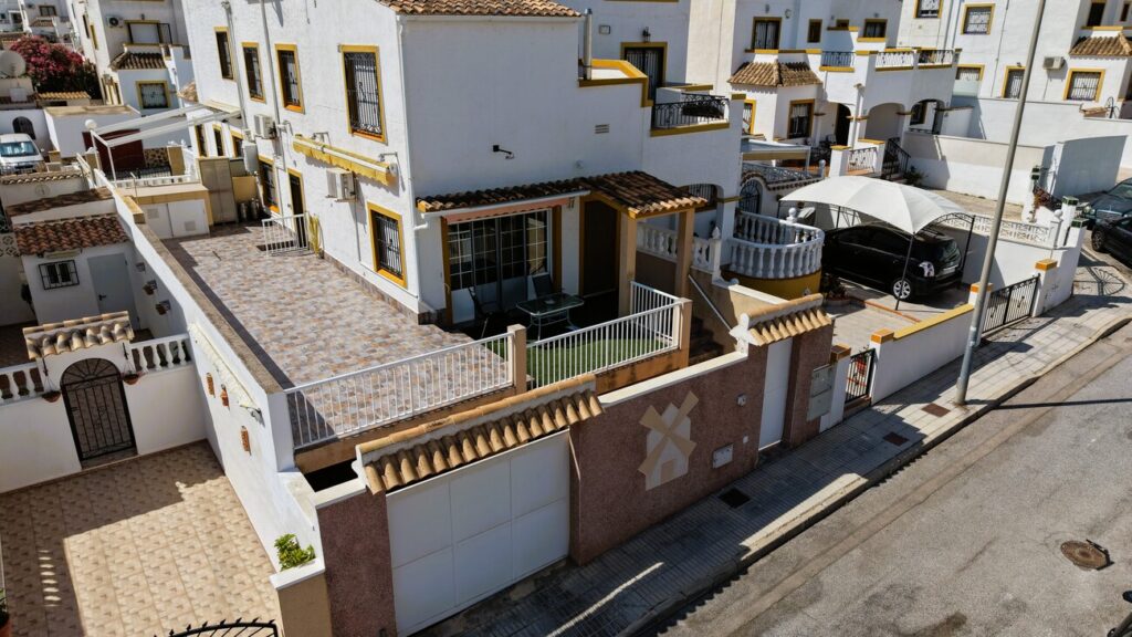 Quad House w Torrevieja - oferta MLSC3712081