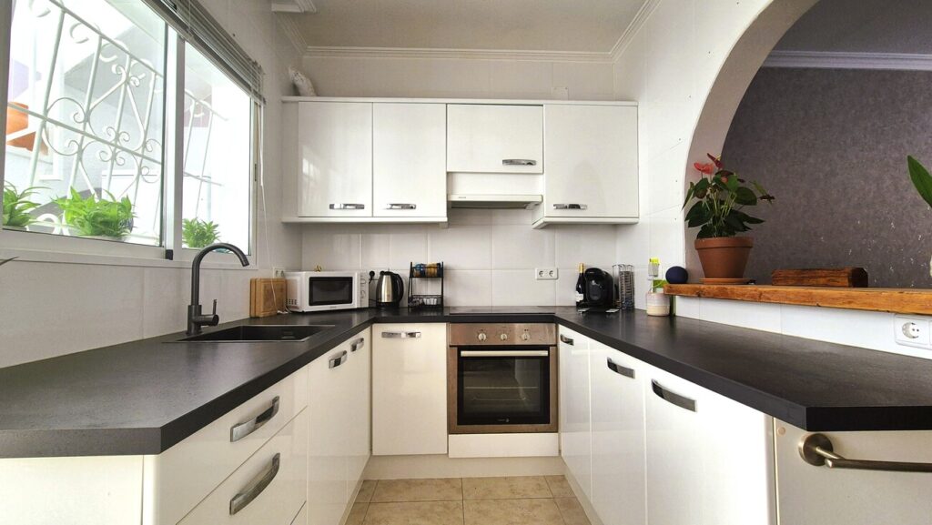 Semi Detached w Villamartin - oferta MLSC9767001