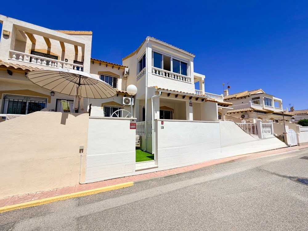 Town House w Orihuela Costa - oferta MLSC6772113