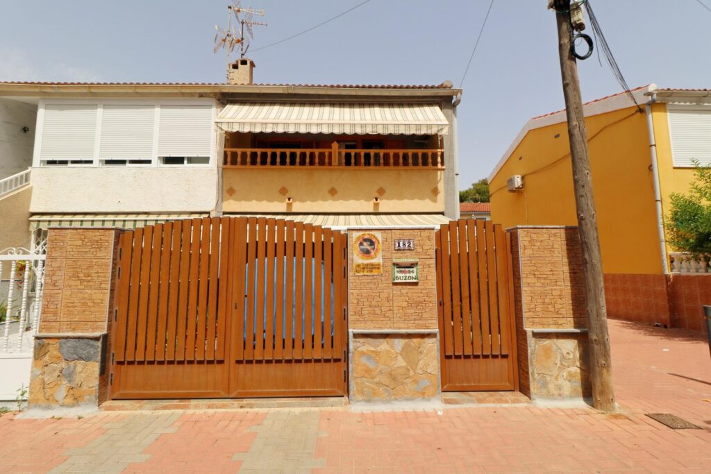 Town House w Torrevieja - oferta MLSC5163694