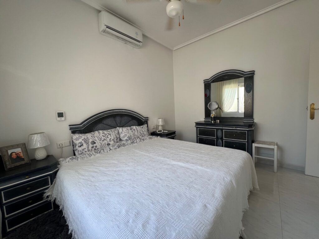 Villa w Ciudad Quesada - oferta MLSC8234044