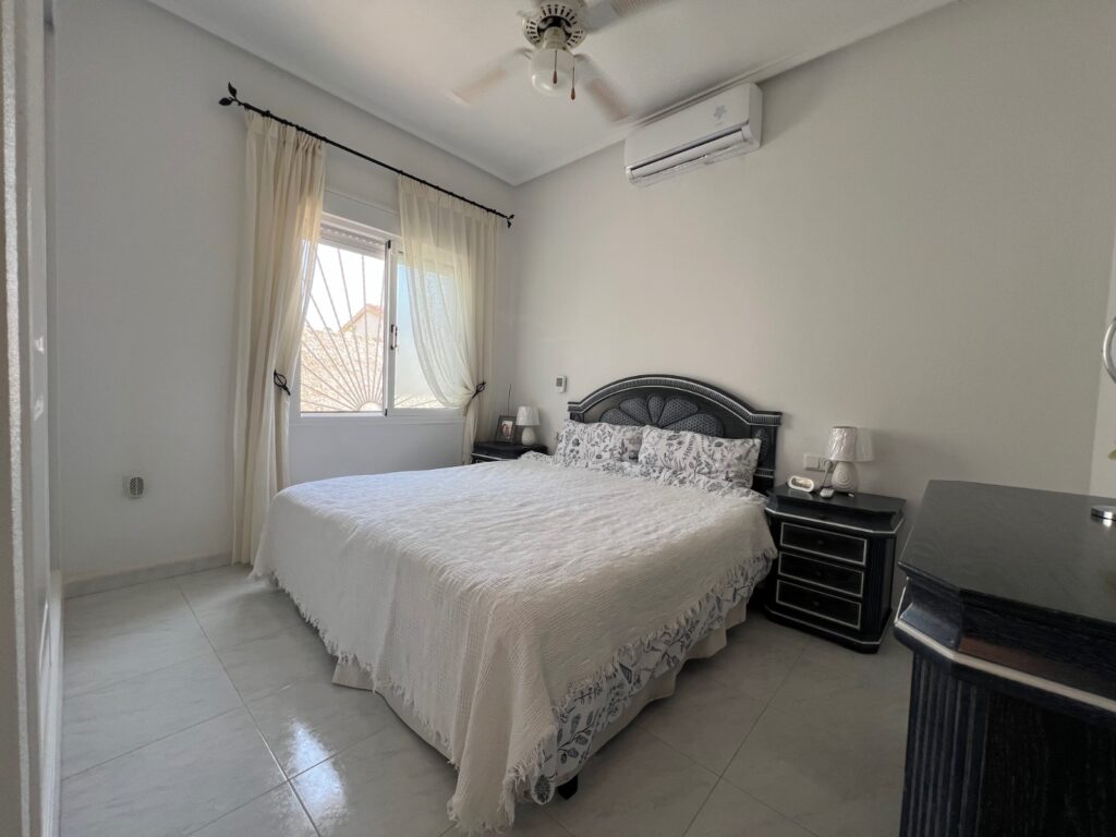 Villa w Ciudad Quesada - oferta MLSC8234044