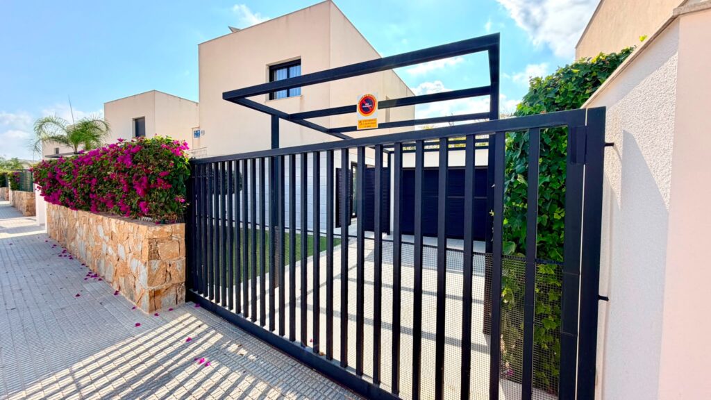 Villa w Los Montesinos - oferta MLSC776522