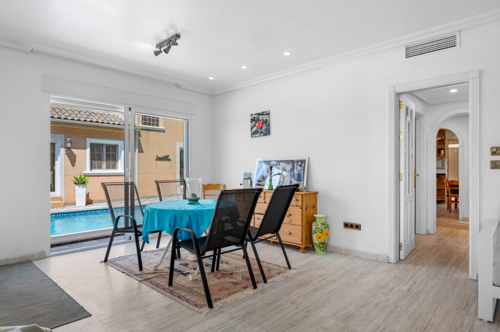 Villa w Torre de La Horadada - oferta MLSC4068546