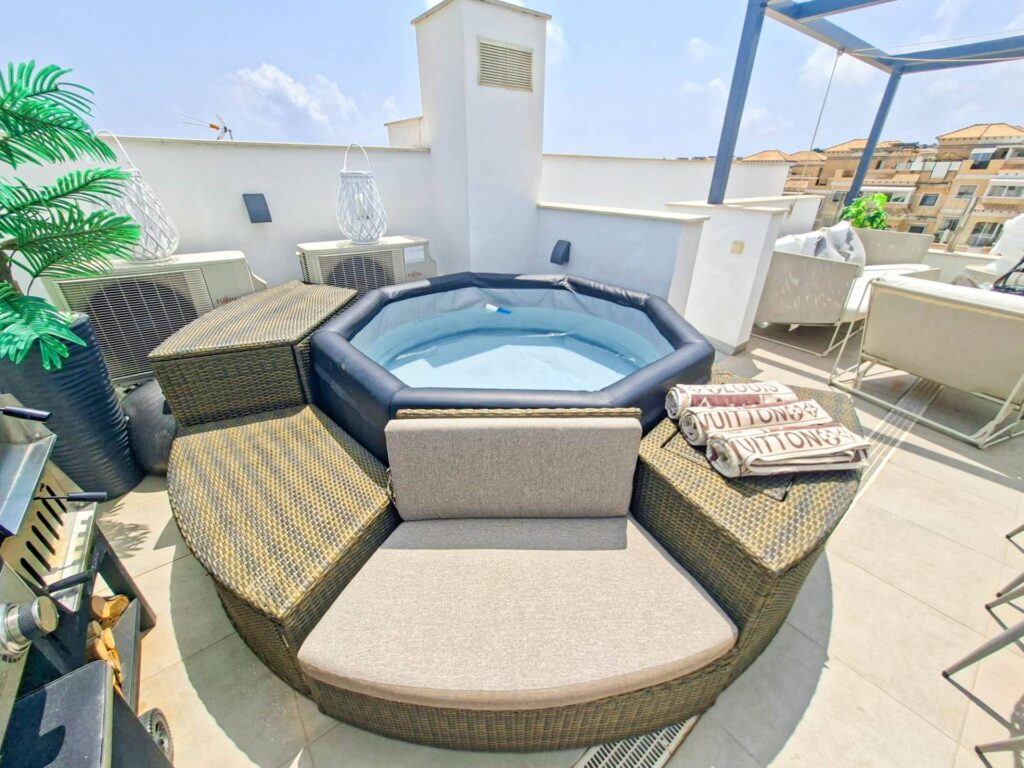 Villa w Villamartin - oferta MLSC7695896