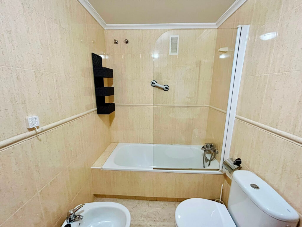Apartment w La Mata - oferta MLSC2753690