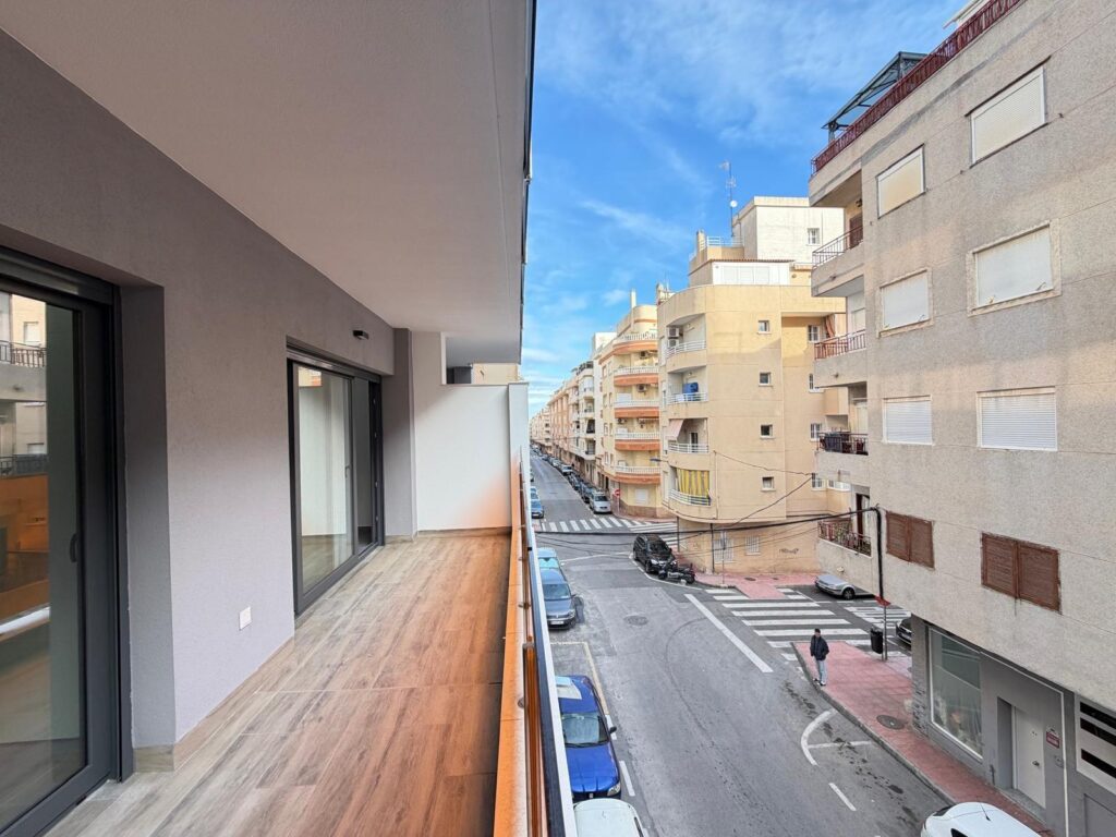 Apartment w Torrevieja - oferta MLSC6109492