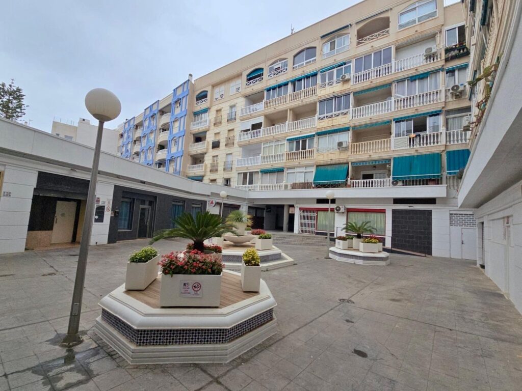 Apartment w Torrevieja - oferta MLSC6429679