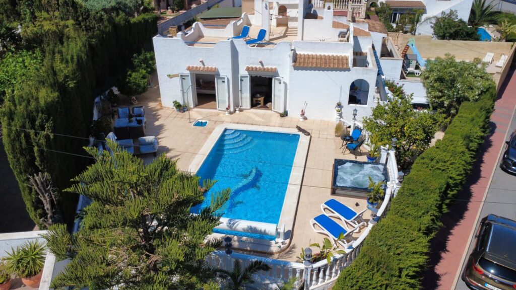 Semi Detached w Torrevieja - oferta MLSC5409393