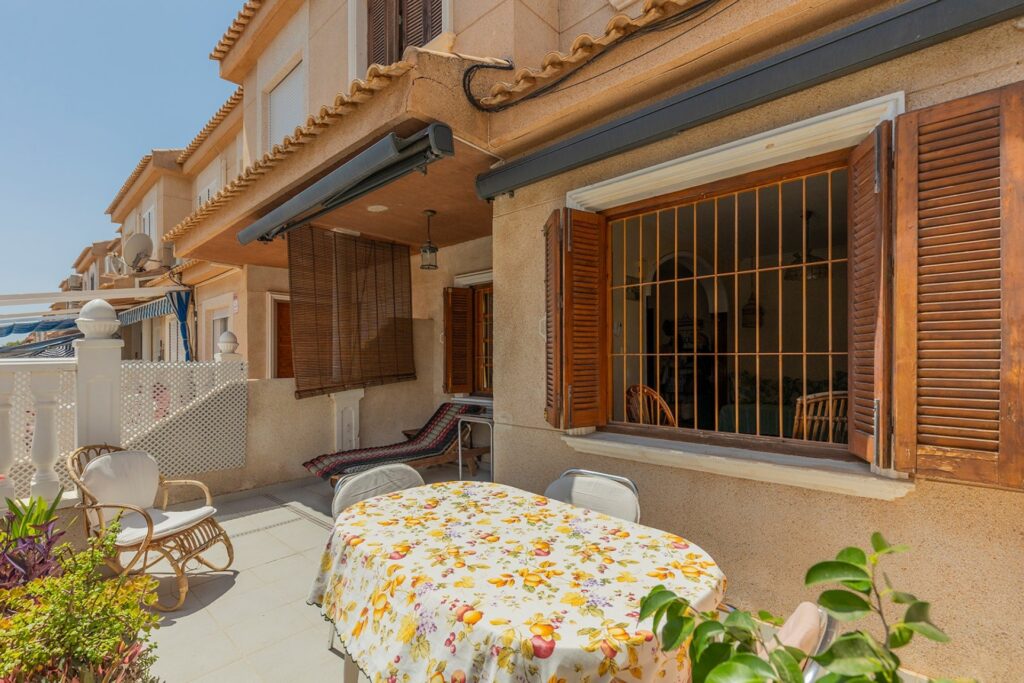 Town House w La Mata - oferta MLSC2854230