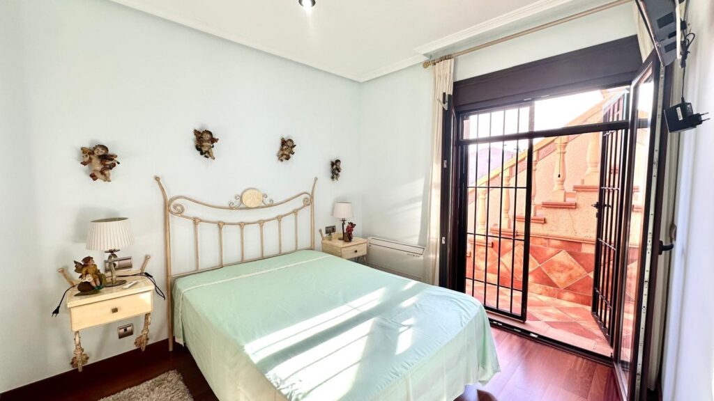 Town House w Torrevieja - oferta MLSC8480289