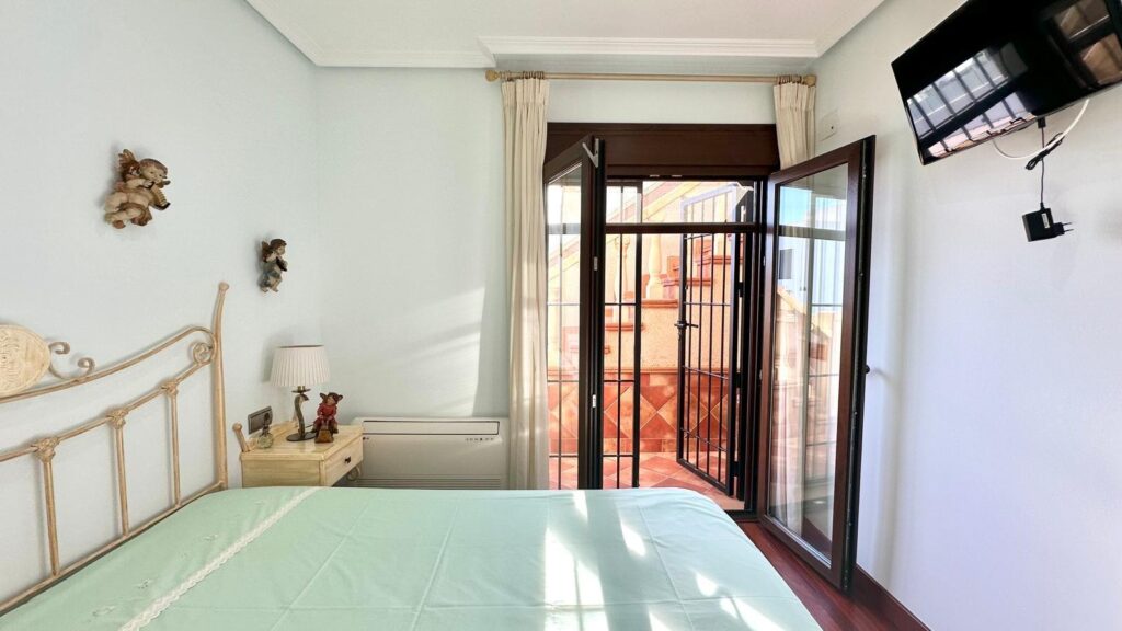 Town House w Torrevieja - oferta MLSC8480289