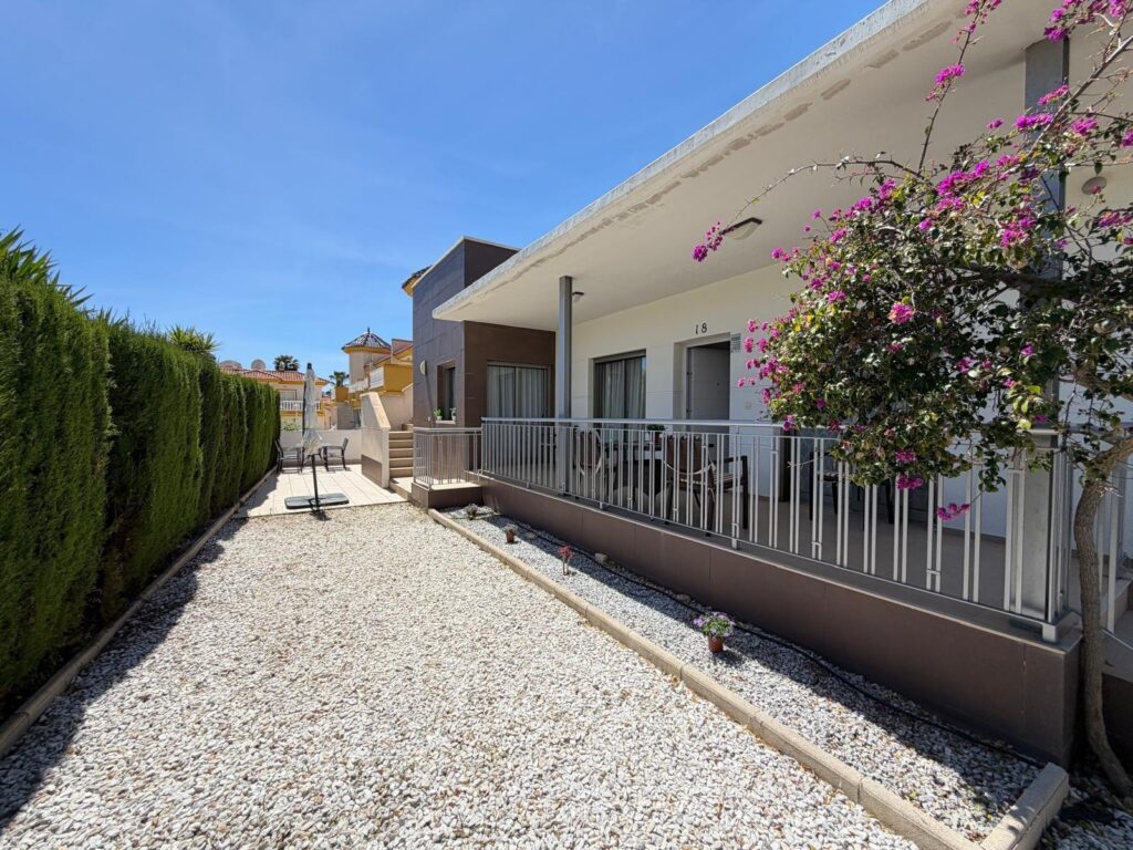 Villa w Ciudad Quesada - oferta MLSC1627545