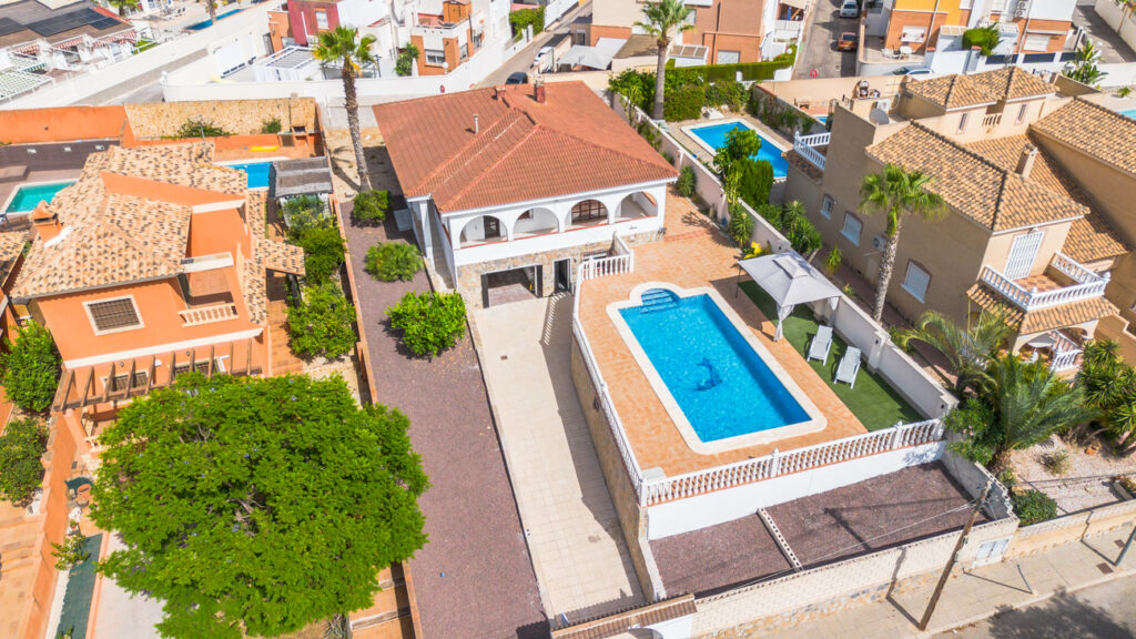 Villa w Los Balcones - oferta MLSC3144855