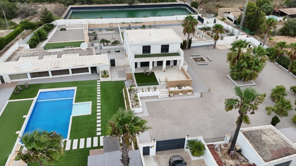 Villa w Los Montesinos - oferta MLSC5321163