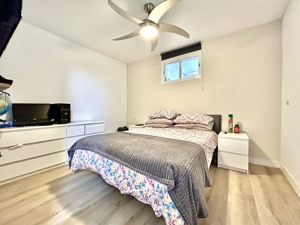 Villa w Los Montesinos - oferta MLSC5321163
