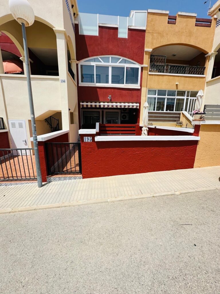 Villa w Orihuela Costa - oferta MLSC6649118
