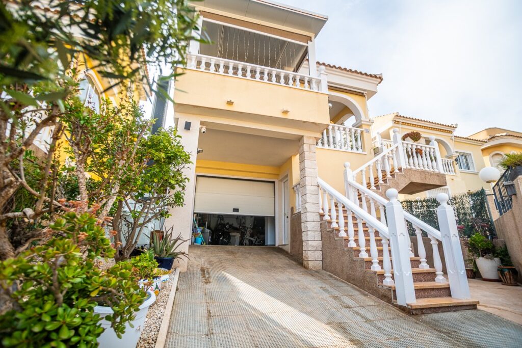 Villa w San Fulgencio - oferta MLSC4239853