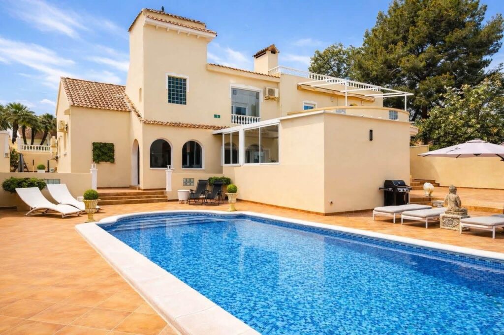 Villa w San Miguel de Salinas - oferta MLSC3642680