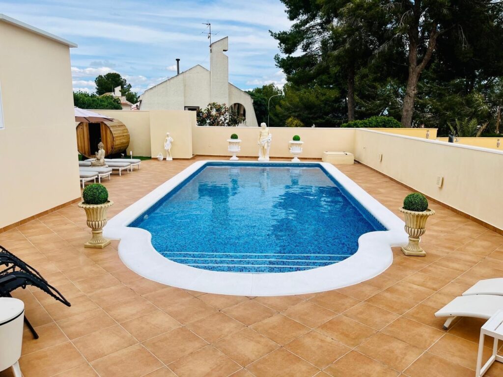 Villa w San Miguel de Salinas - oferta MLSC3642680