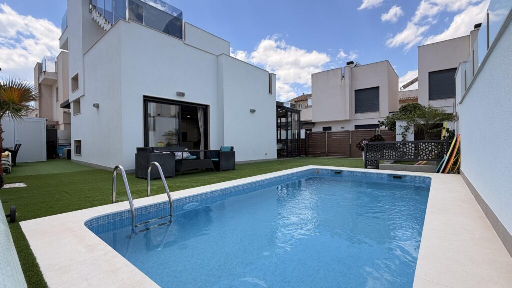 Villa w Torrevieja - oferta MLSC5431309