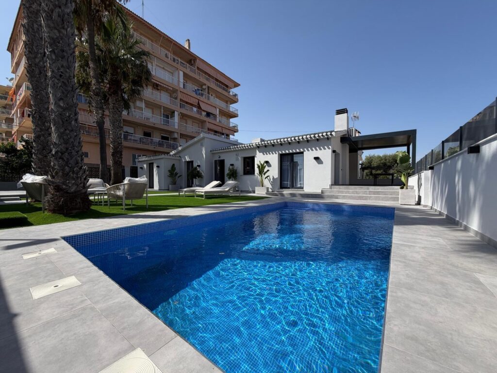 Villa w Torrevieja - oferta MLSC7484258