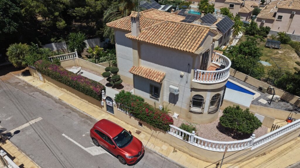 Villa w Villamartin - oferta MLSC9532346