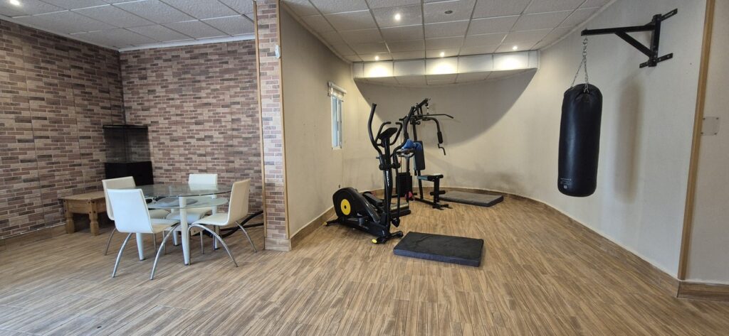Villa w Villamartin - oferta MLSC9532346