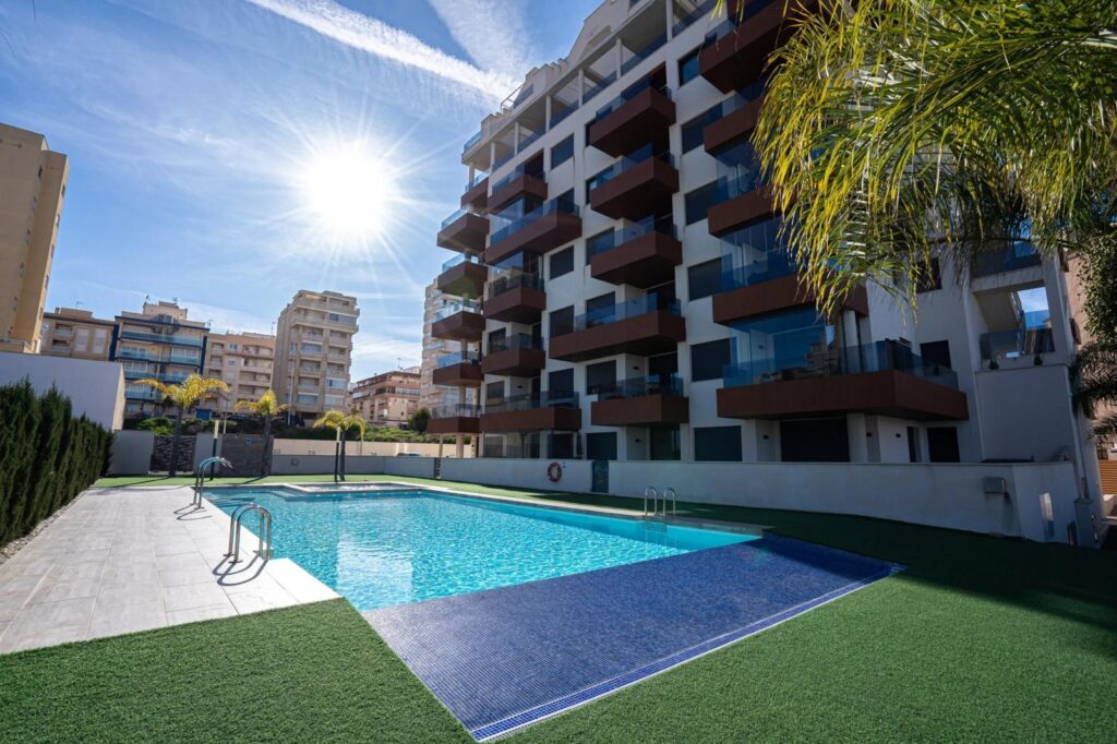Apartment w Guardamar del Segura - oferta MLSC9111775