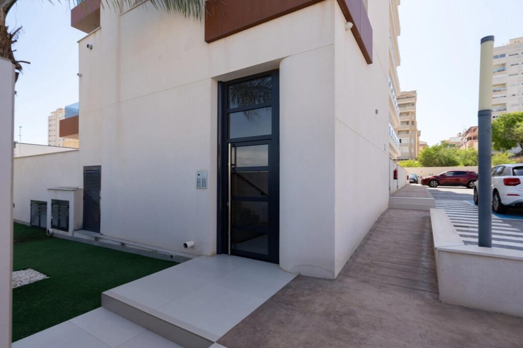 Apartment w Guardamar del Segura - oferta MLSC9111775