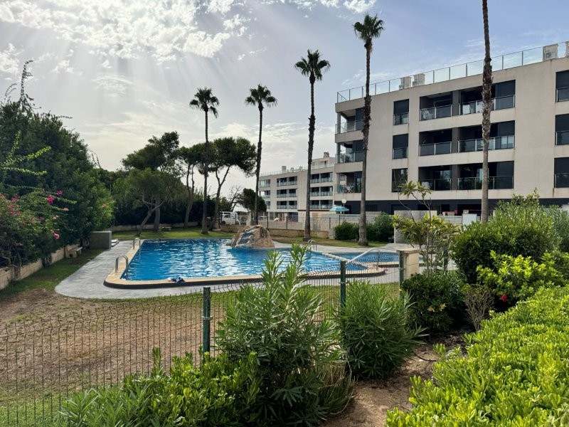 Apartment w La Mata - oferta MLSC4248316