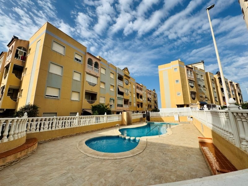 Apartment w La Mata - oferta MLSC6681103