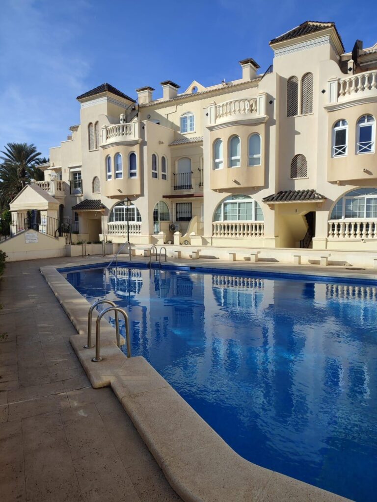 Apartment w Torrevieja - oferta MLSC2066909