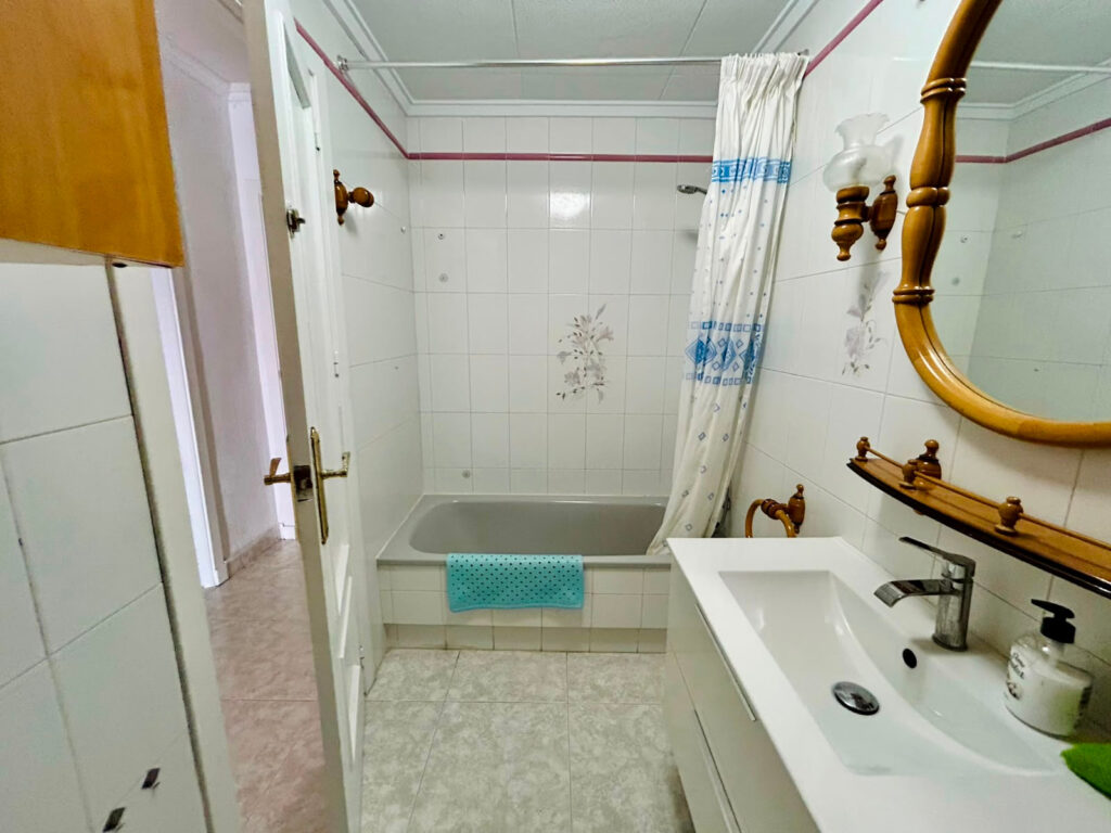 Apartment w Torrevieja - oferta MLSC3474450