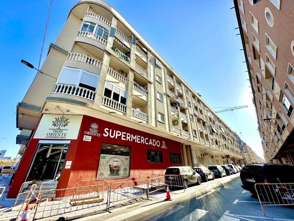Apartment w Torrevieja - oferta MLSC3909558