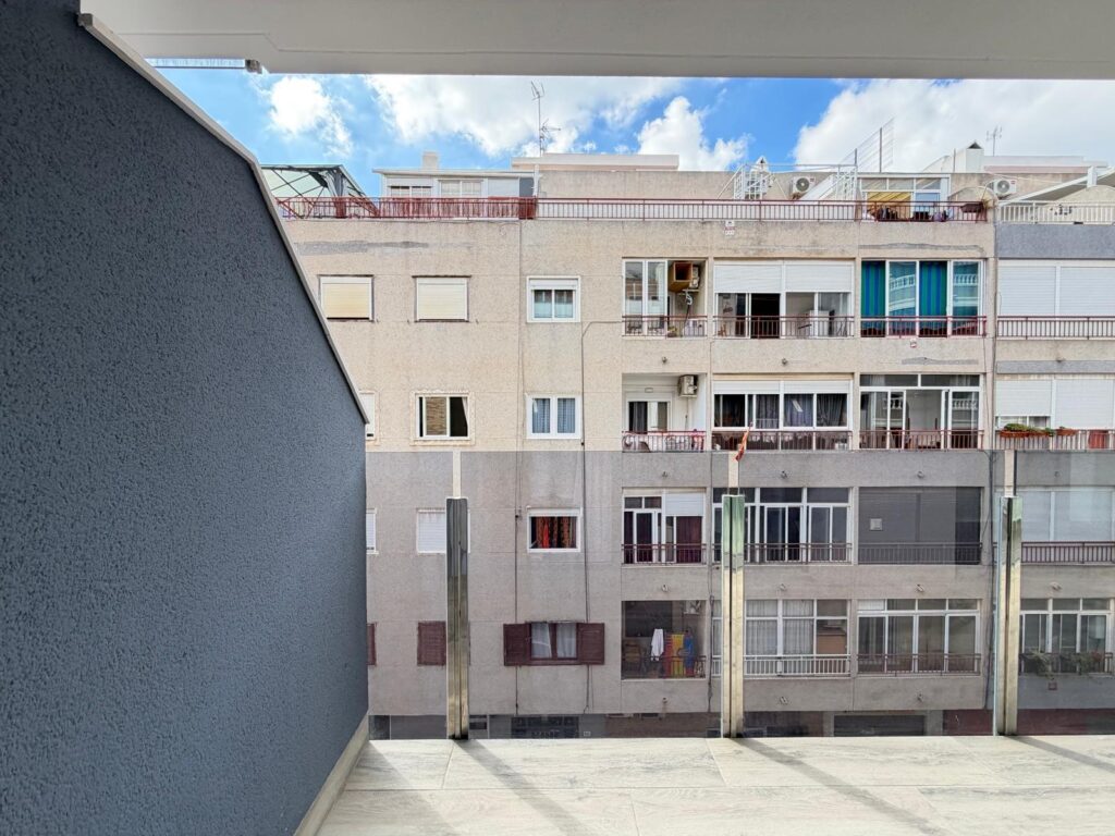 Apartment w Torrevieja - oferta MLSC6904512