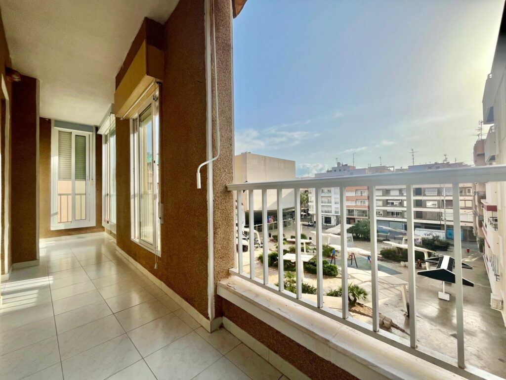Apartment w Torrevieja - oferta MLSC7006583