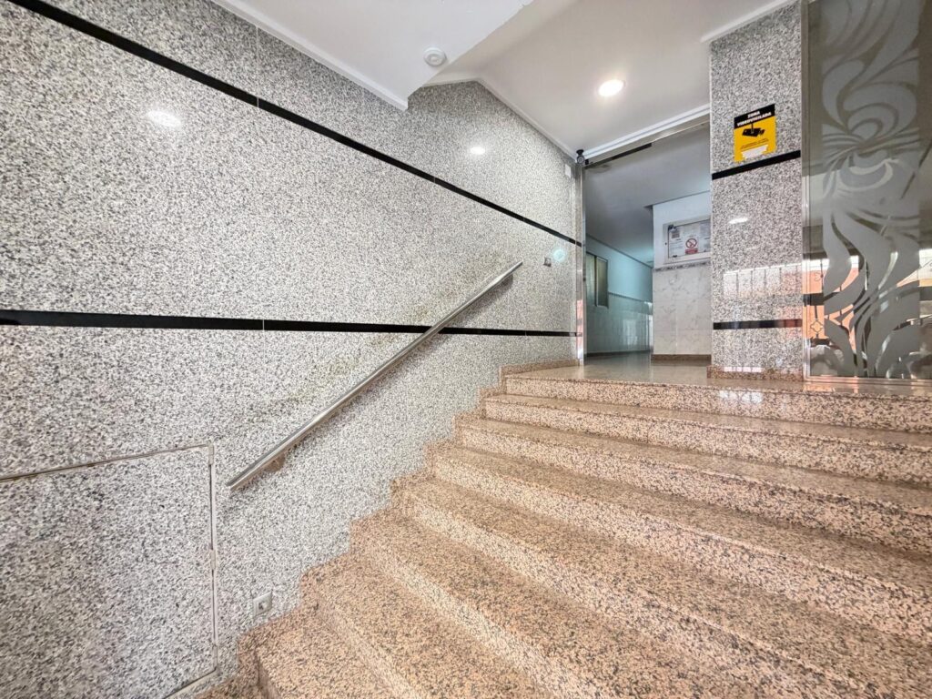 Apartment w Torrevieja - oferta MLSC8555778
