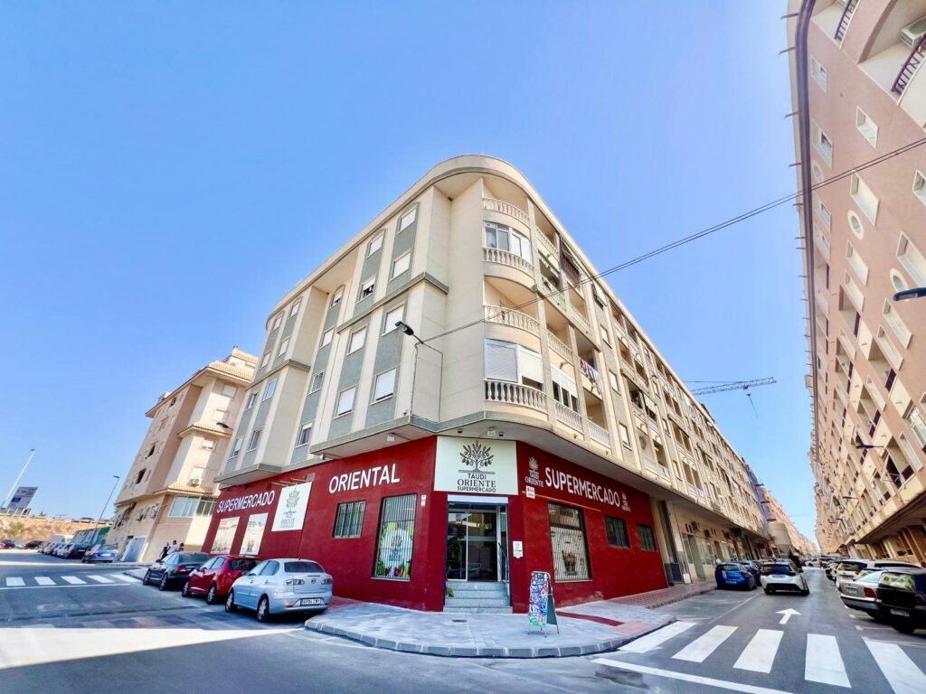 Apartment w Torrevieja - oferta MLSC9046440