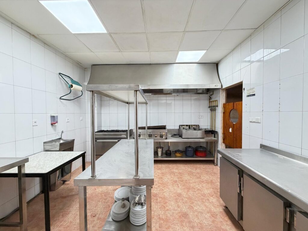 Commercial w Torrevieja - oferta MLSC4190426