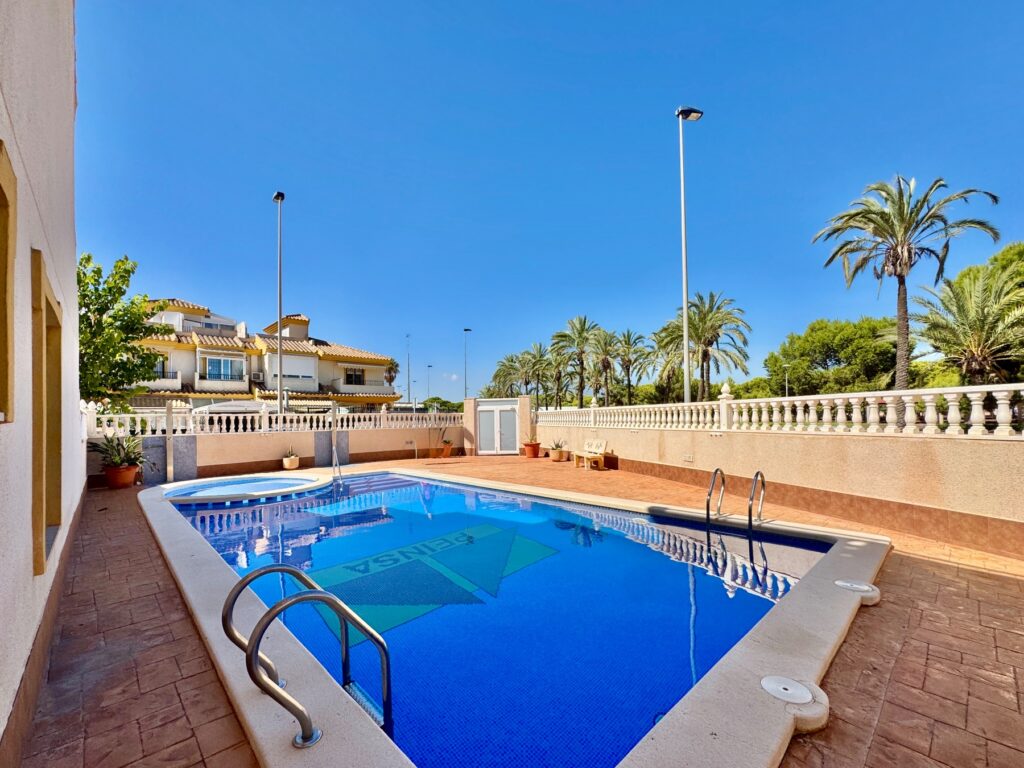 Duplex w Santiago de la Ribera - oferta MLSC374097