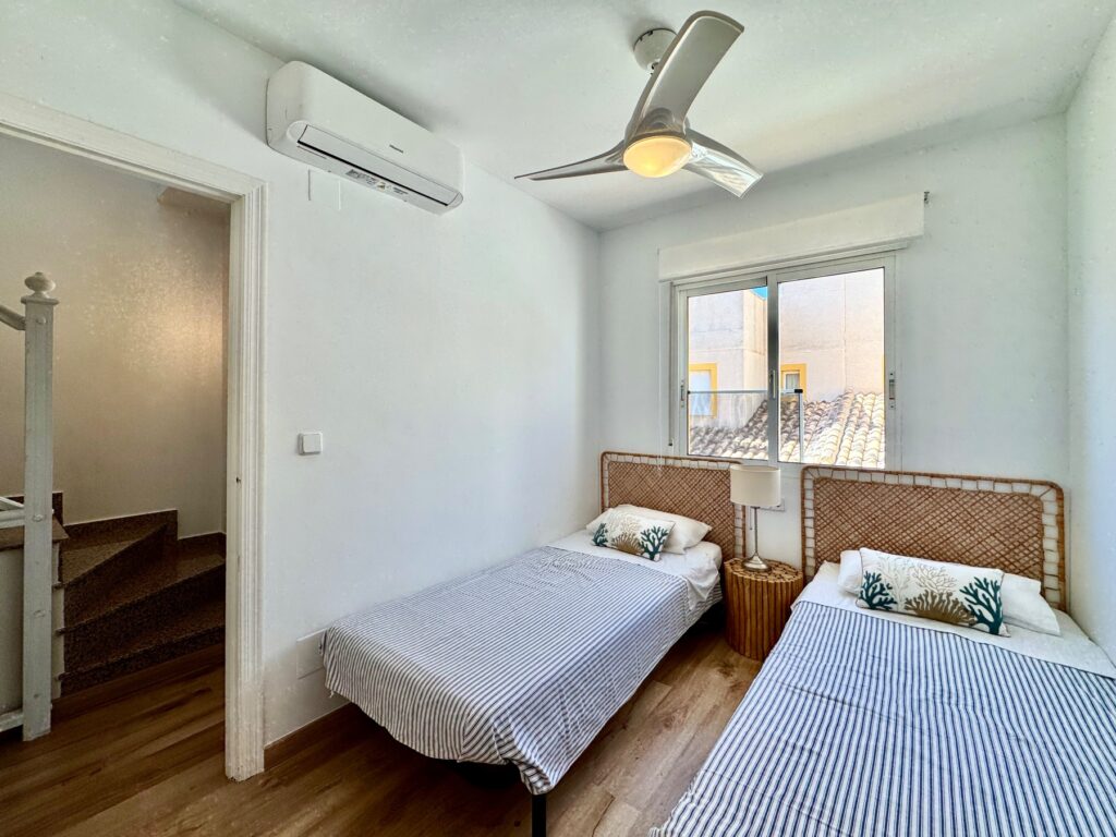 Duplex w Santiago de la Ribera - oferta MLSC374097