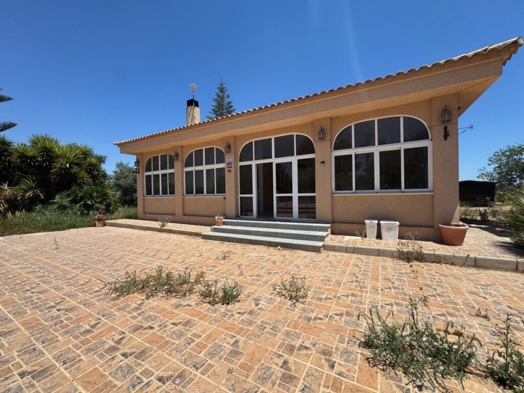 Finca w Dolores - oferta MLSC6559214