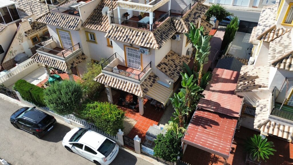 Semi Detached w Lomas de Caboroig - oferta MLSC1446047