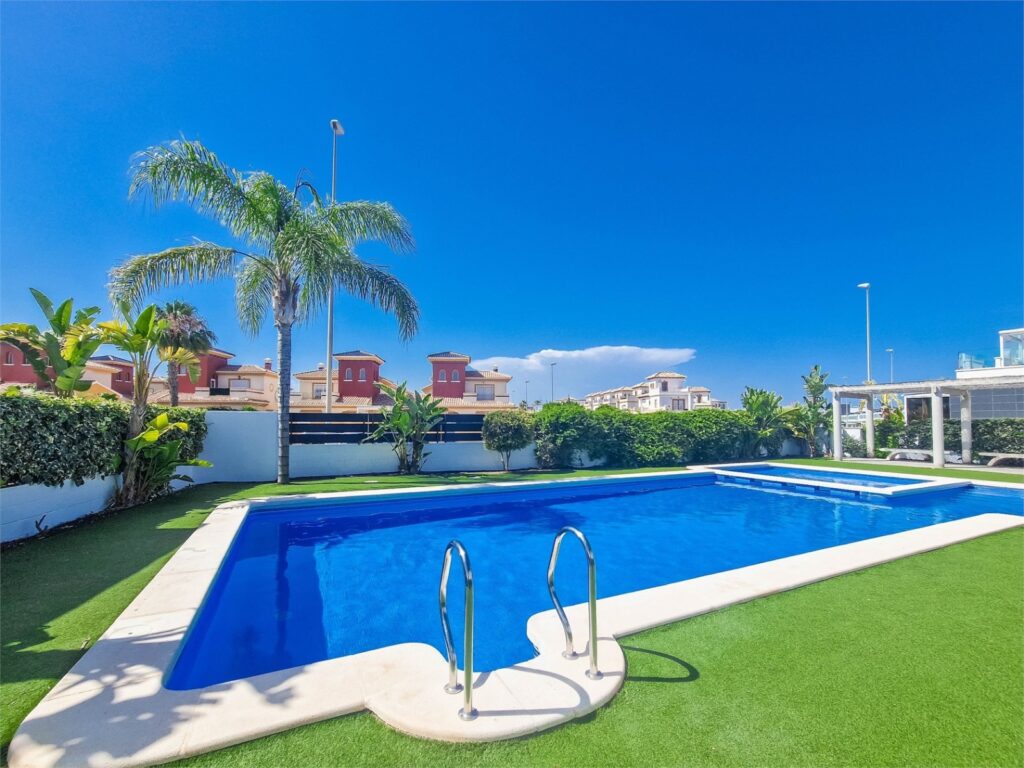 Town House w Cabo Roig - oferta MLSC1314970